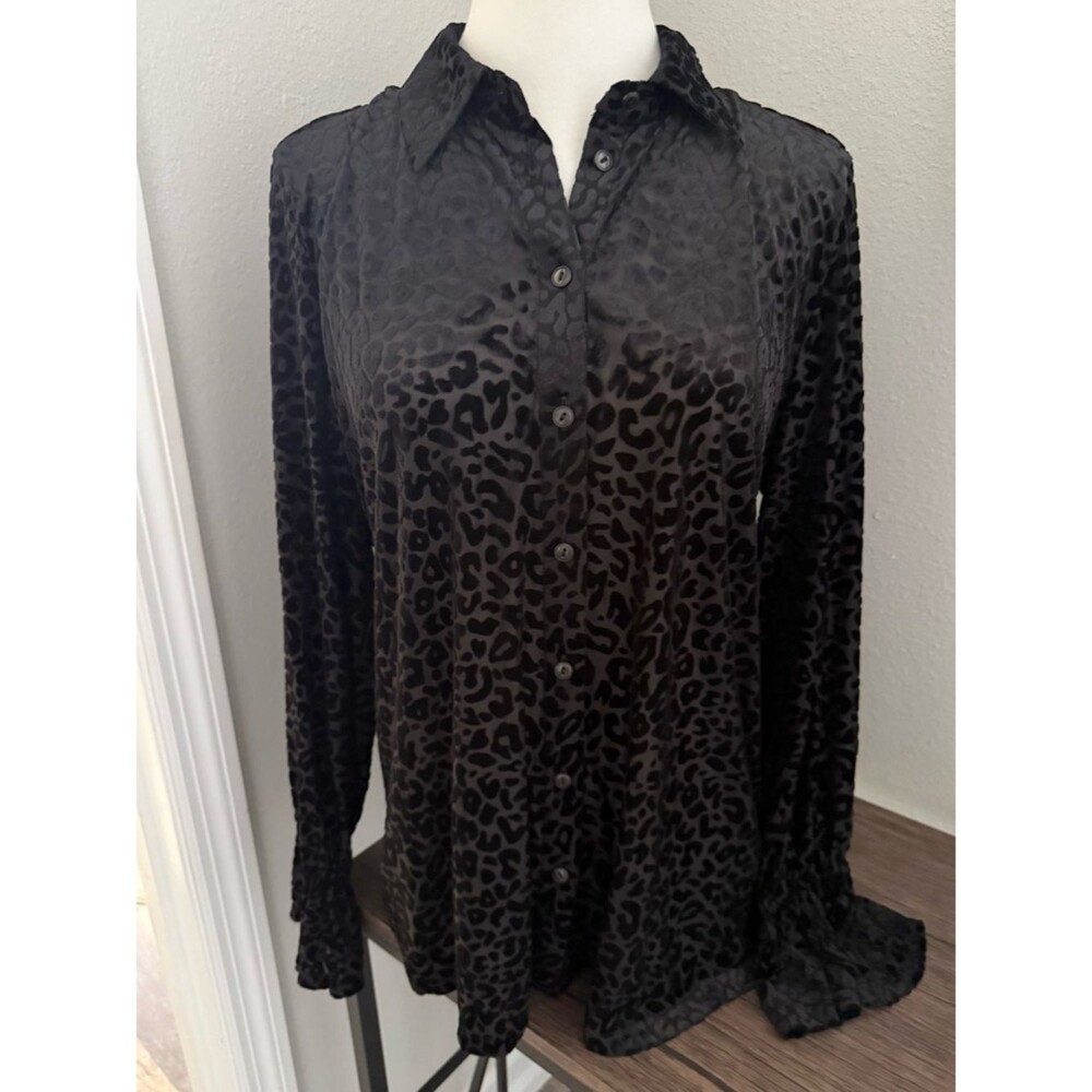 Soft Surroundings NWT Leopard Velvet Burnout Blouse Ruffle Cuff Sheer Top